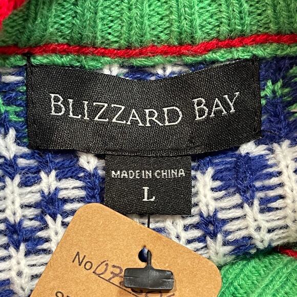 Blizzard Bay Santa Rides A T-Rex Ugly Christmas Sweater Size Large NWOT - Picture 4 of 5